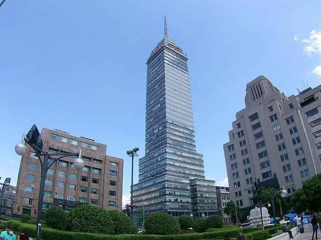 Clases de Yoga en la Torre Latino