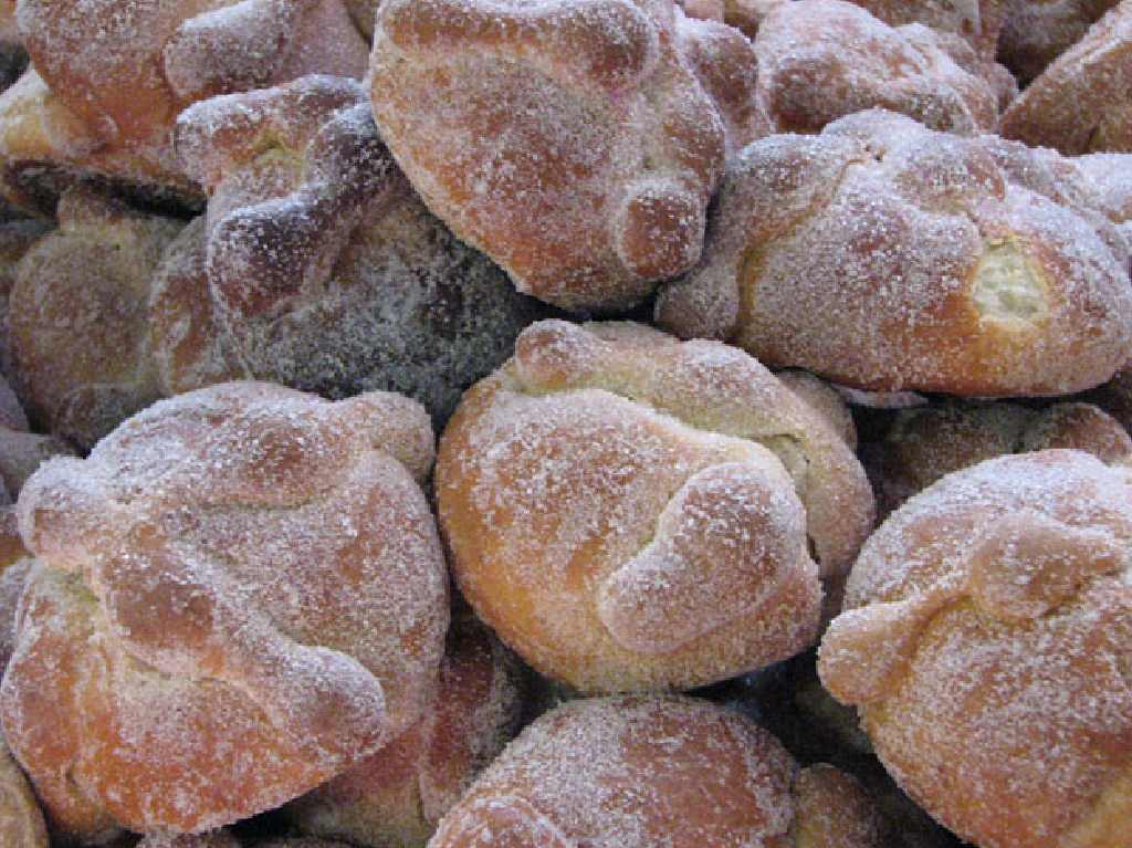 Festival de Pan de Muerto y el Chocolate panes