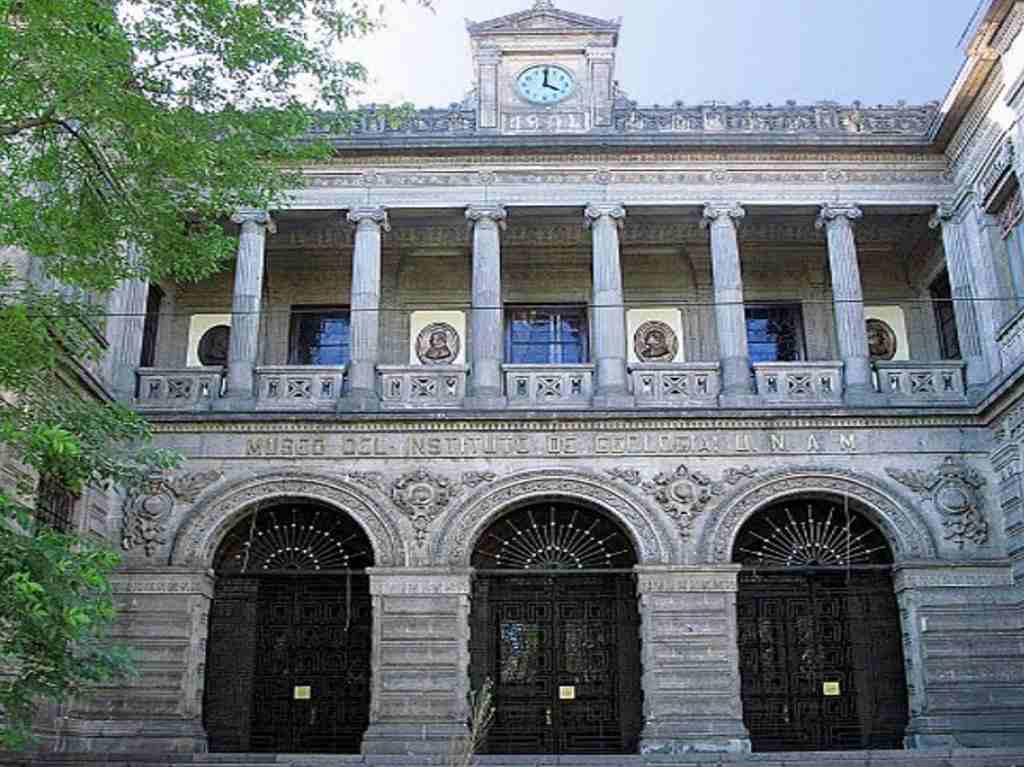 Kiosco Morisco 111 años de historia en Santa María la Ribera Museo de Geología