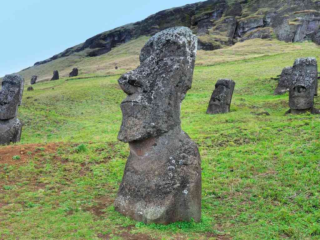 lugares a los que debes viajar antes de los 30 Isla de Pascua