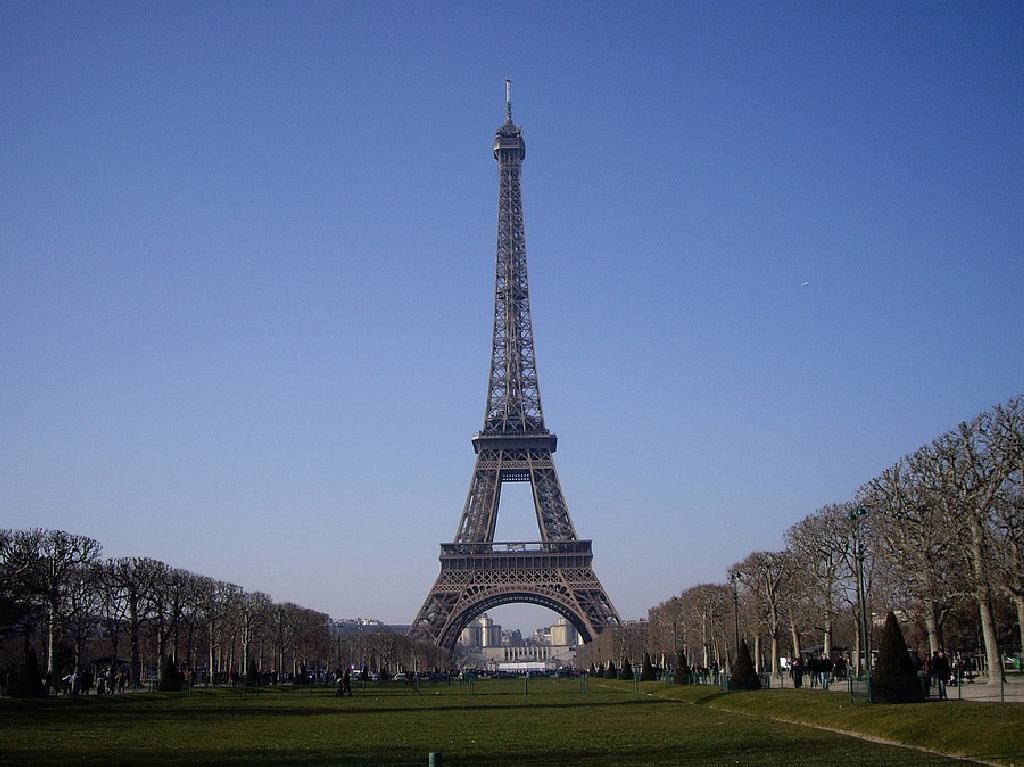 lugares a los que debes viajar antes de los 30 Paris