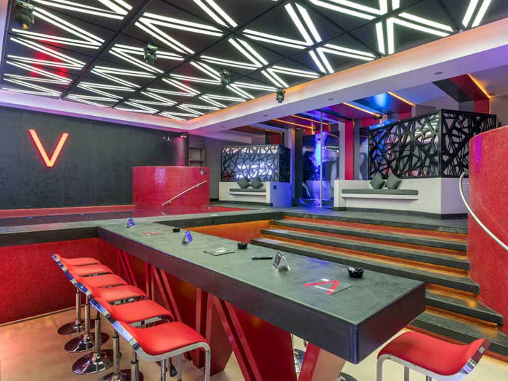 moteles-con-albercas-y-toboganes-para-echar-pasion-en-la-cdmx-v-boutique-viaducto