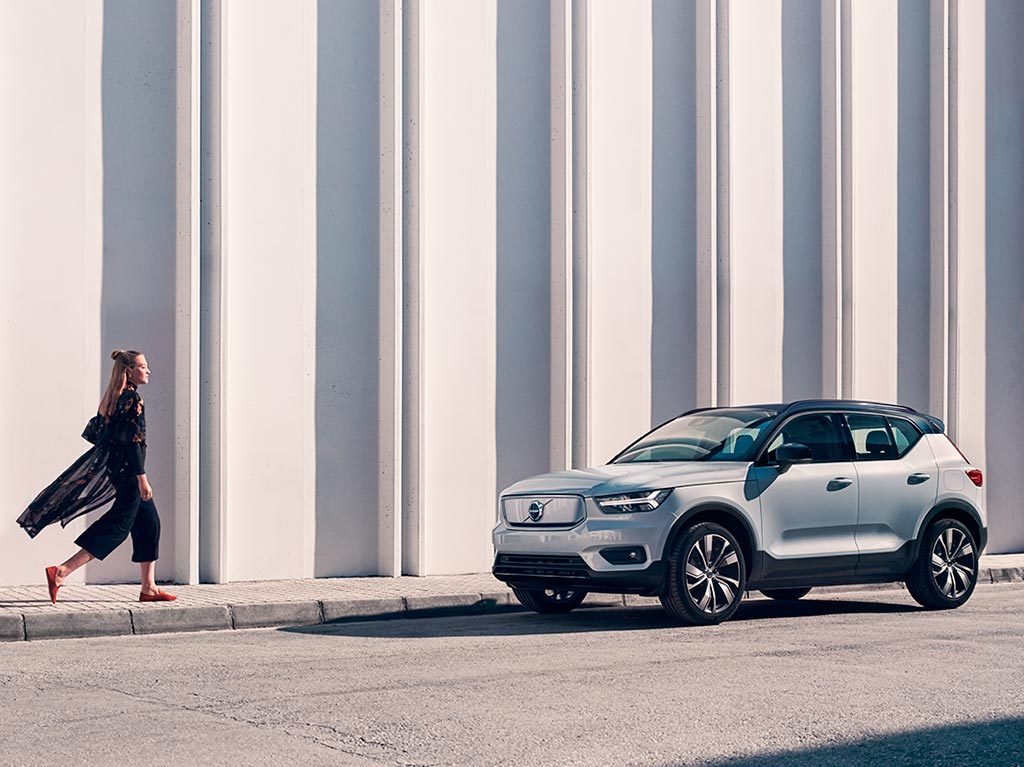 Volvo XC40 Recharge: nueva línea de autos híbridos de lujo