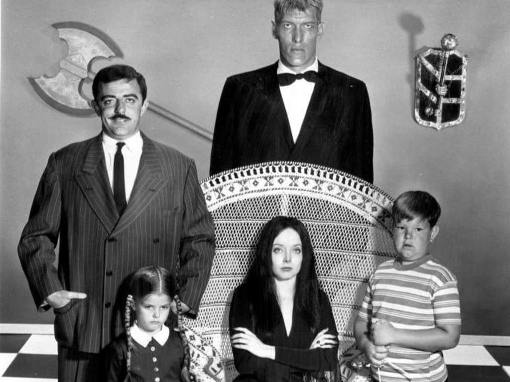 31 canciones de Halloween y Día de Muertos Los locos Addams