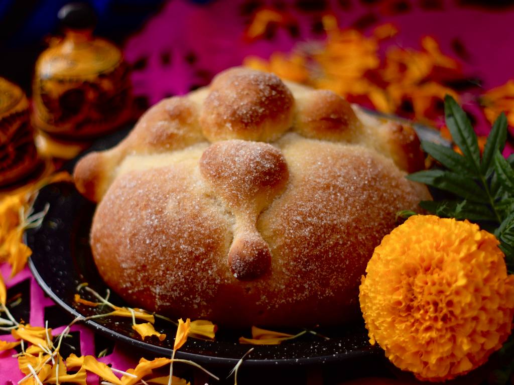 Bazar del pan de muerto en Xochimilco 2021