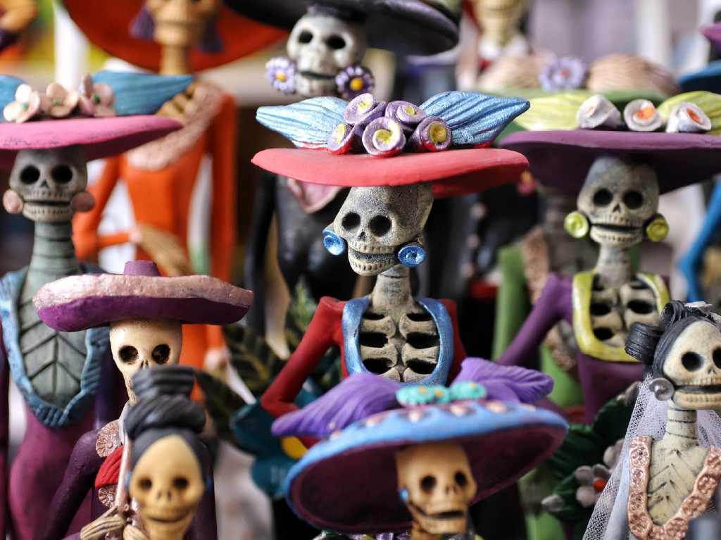 Calaveritas literarias: historia, ejemplos y escritura Esqueletos