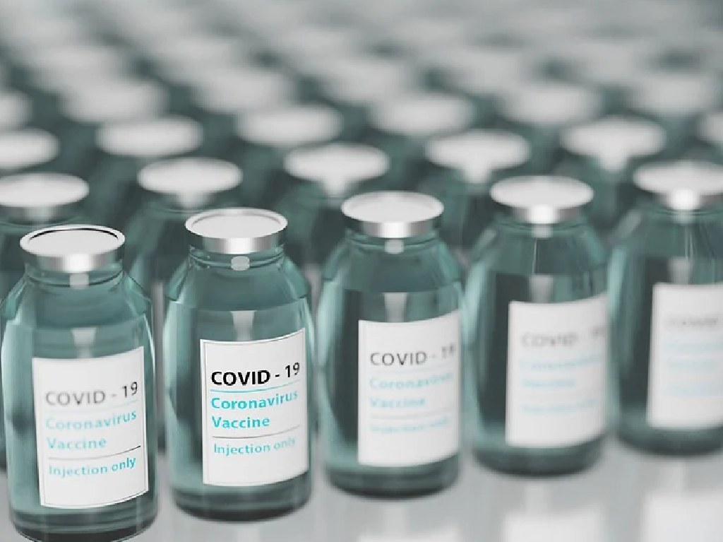 CDMX vacunarán con Pfizer y Astra a quienes viajen al extranjero COVID