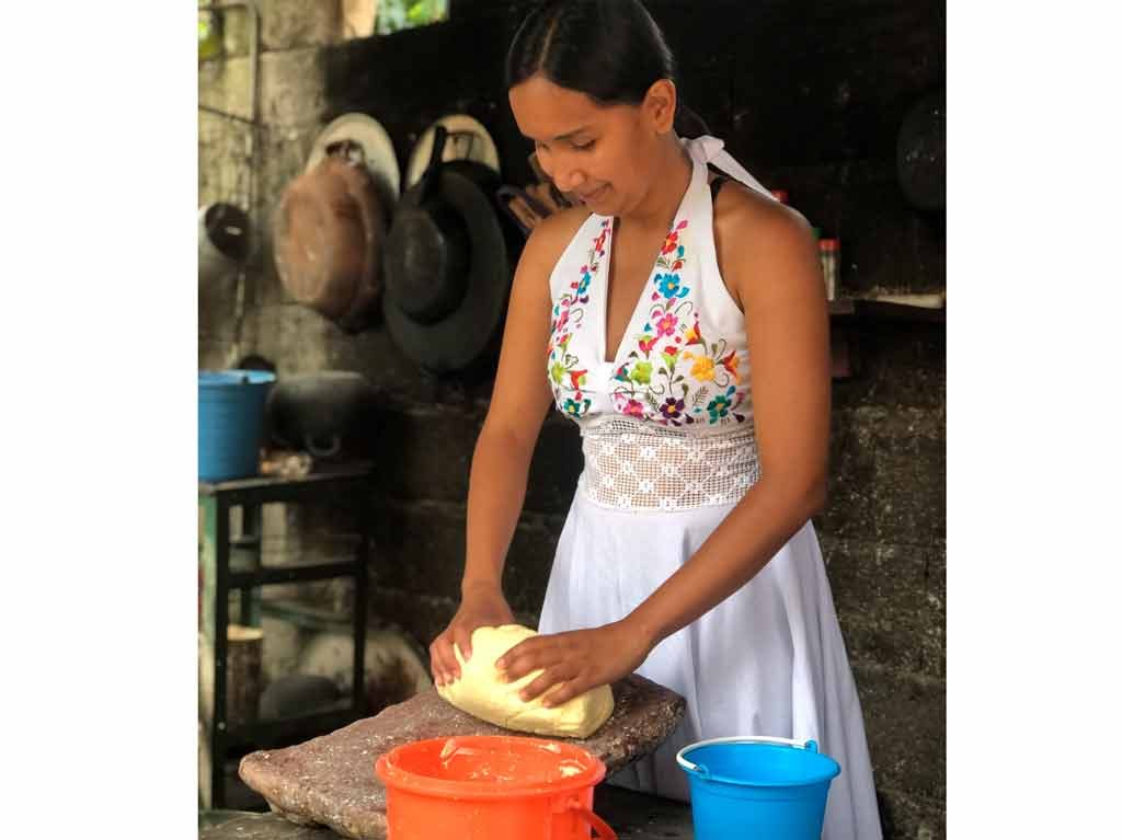 Cocineras tradicionales en Malinalco
