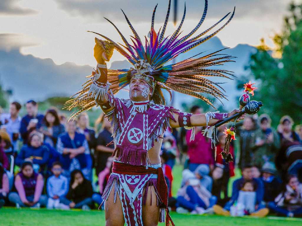 Festival de la garnacha en Teotihuacán danza