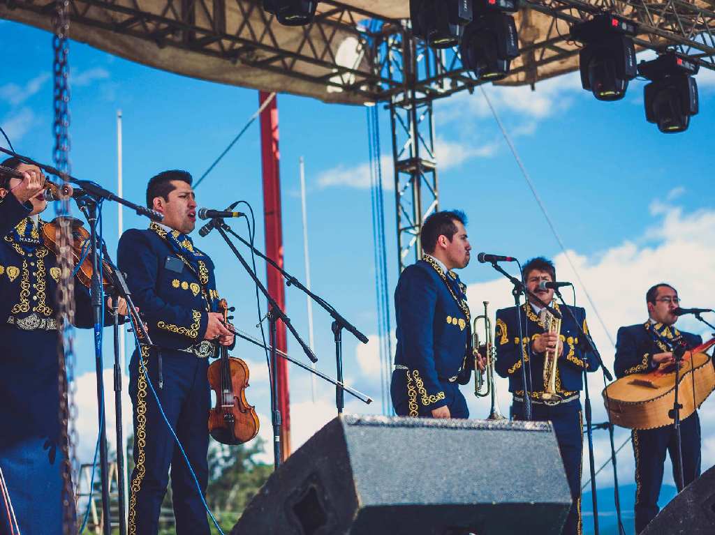 festival-de-la-garnacha-en-teotihuacan-musica