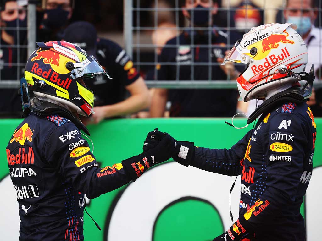 Max Verstappen y Checo Pérez