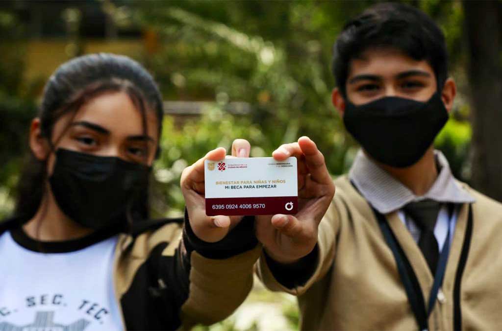 Alumnos de escuelas privadas de CDMX podrían recibir Mi Beca para Empezar 0