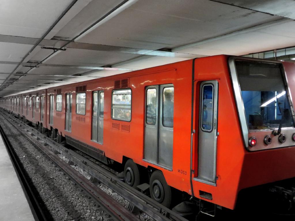 paro de Trabajadores del Metro tren