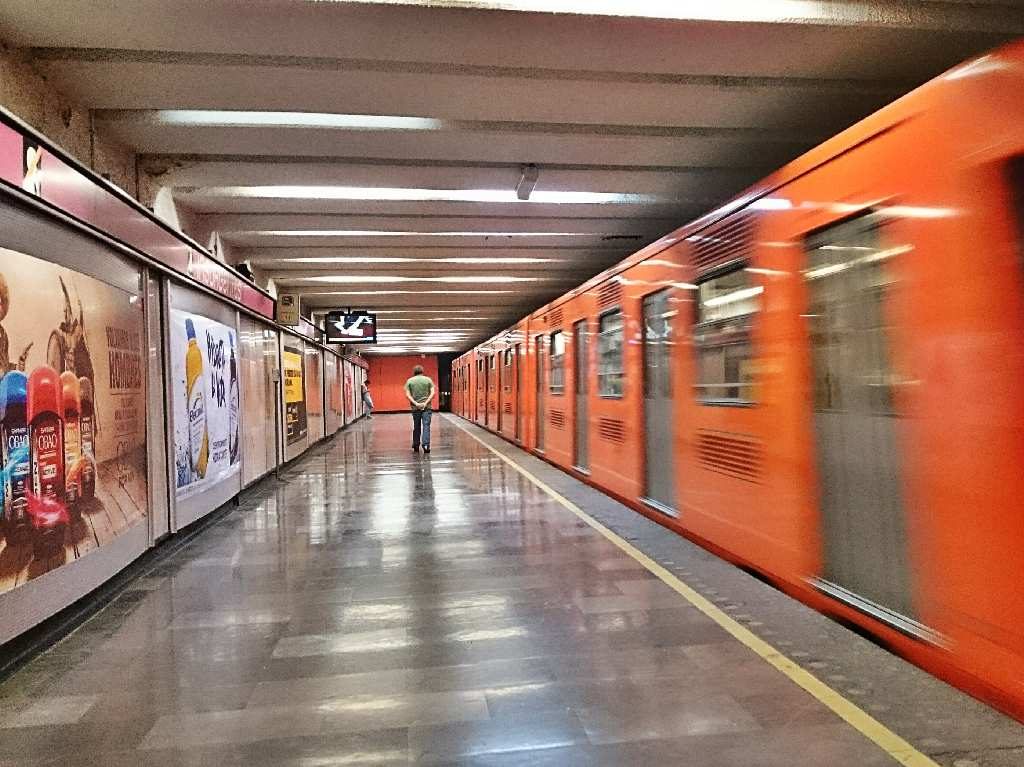 paro de Trabajadores del Metro vagón