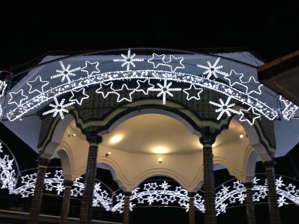 parque de luces navideñas en Querétaro kiosco
