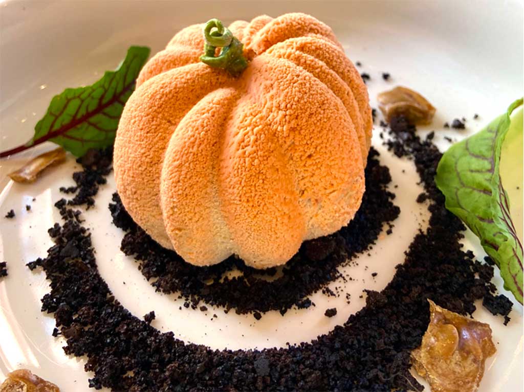 petit-gateau-cafeteria-con-postres-bonitos