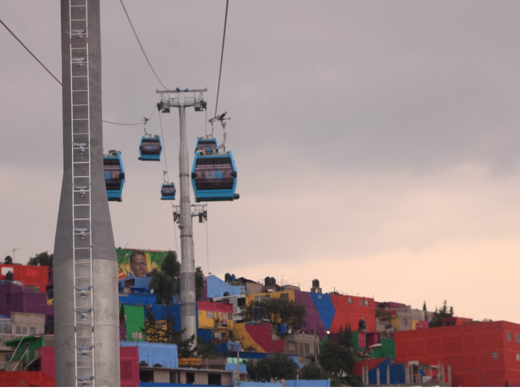 CDMX valora la construcción de la línea 3 del cablebús, cablebús línea 2.