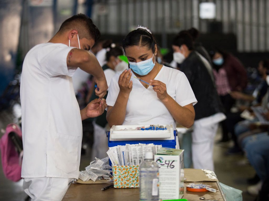 Se pospone la vacunación de refuerzo contra Covid-19 para maestros