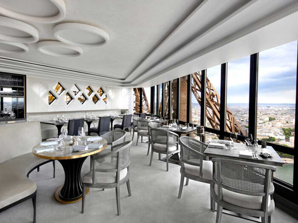 El restaurante con vistas sobre la Torre Eiffel al que volver una y otra vez