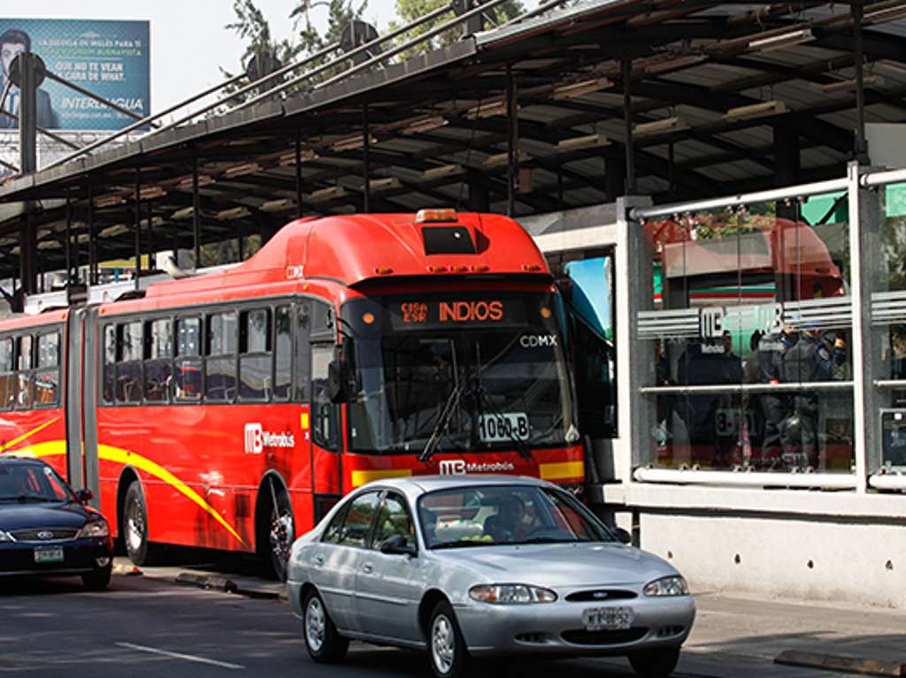 Metrobús cerrará estaciones por aniversario de la Revolución, estación.