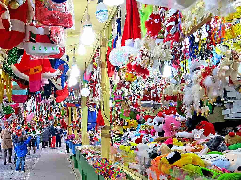 Romería Navideña en el Parque Lincoln puestos