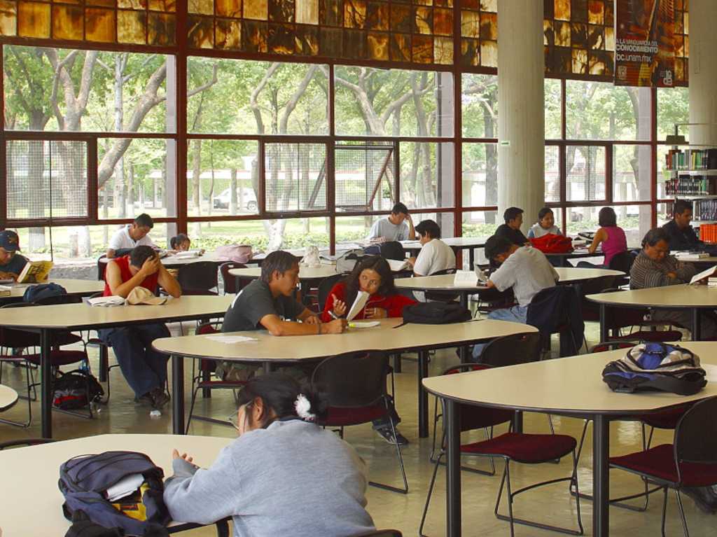 cnbbbj-dio-una-prorroga-para-cobrar-la-beca-benito-juarez-unam