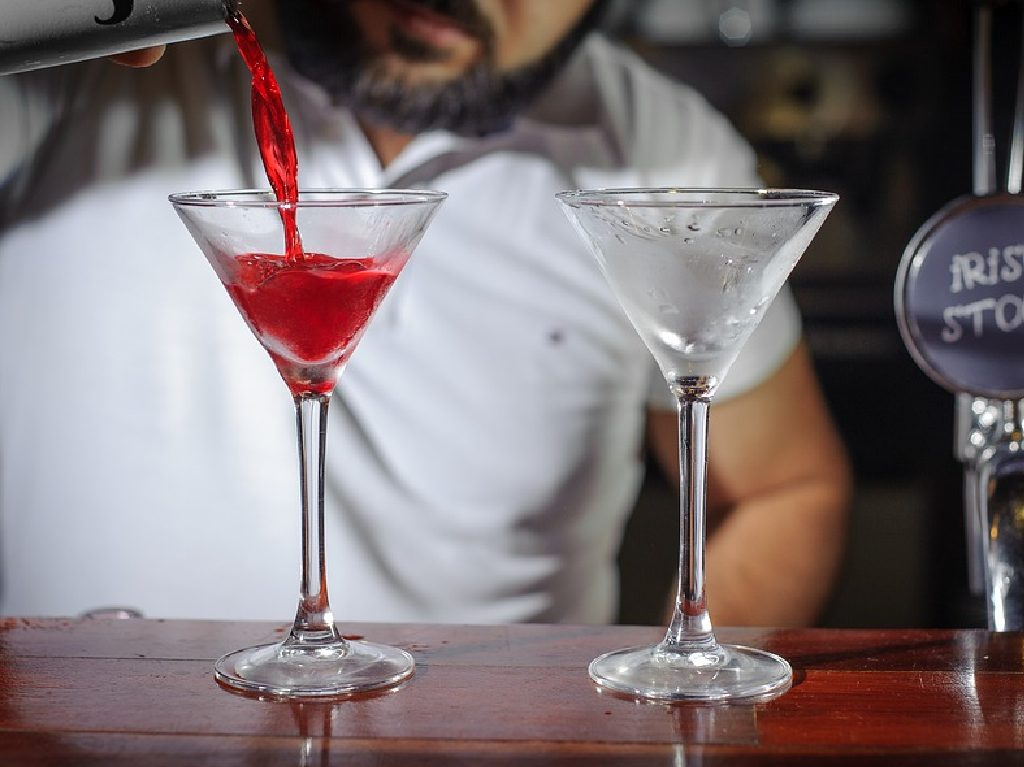 Fundación Carlos Slim regaló 10 cursos en línea bartender