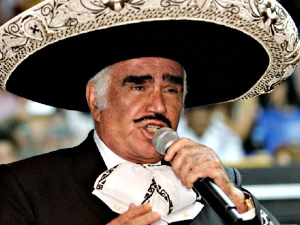 Muere Vicente Fernández “El Charro de Huentitán” a los 81 años