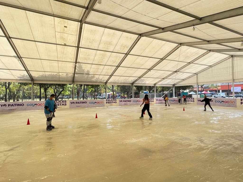 pista de hielo gratuita en Coyoacán