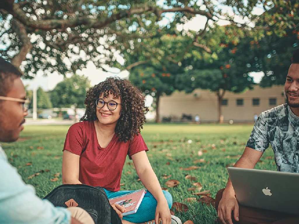 aumentará la beca Jóvenes Construyendo el Futuro estudiantes