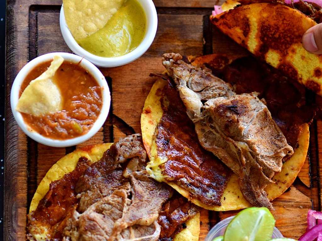 festival-del-pulque-en-puebla-tacos