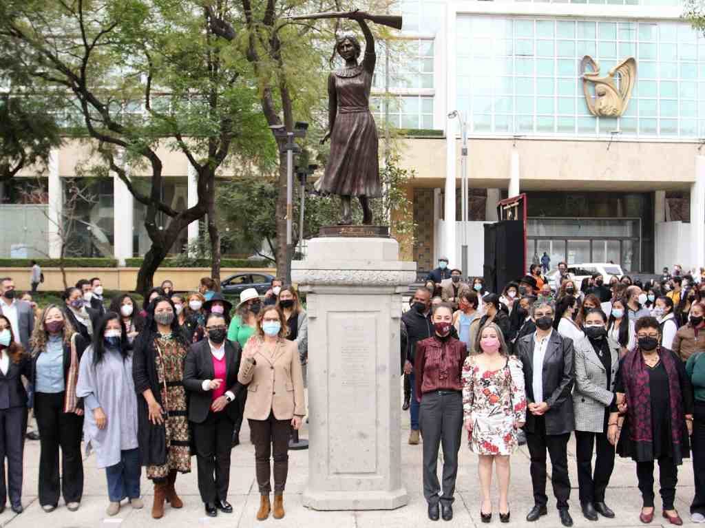 Paseo de las Heroínas suma cuatro estatuas de mujeres destacadas Portada