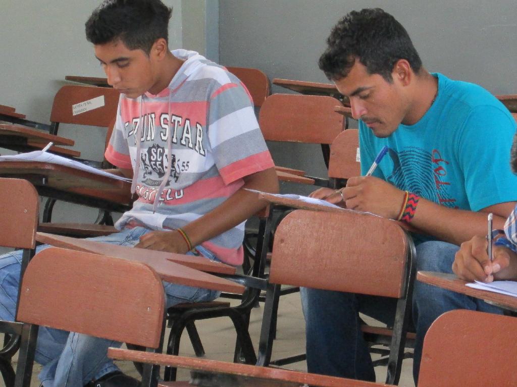 requisitos para obtener la Beca Pilares estudiantes