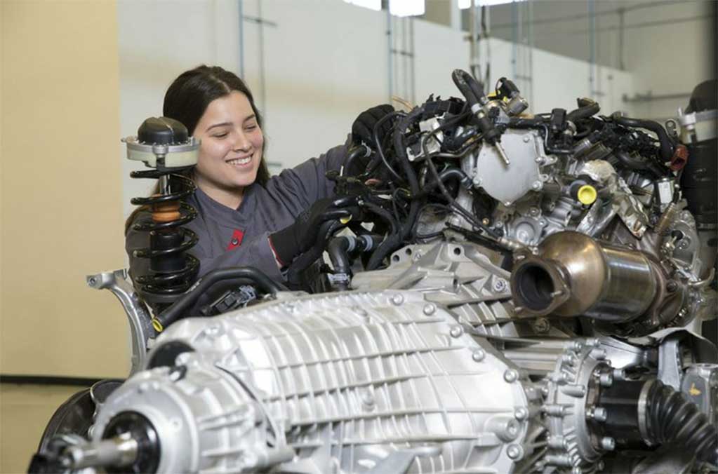 Audi lanza convocatoria para aprendices de Mecatrónica en México 1