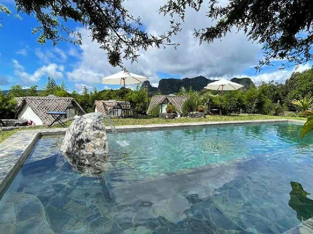 Cabañas Geométricas en Tepoztlán alberca