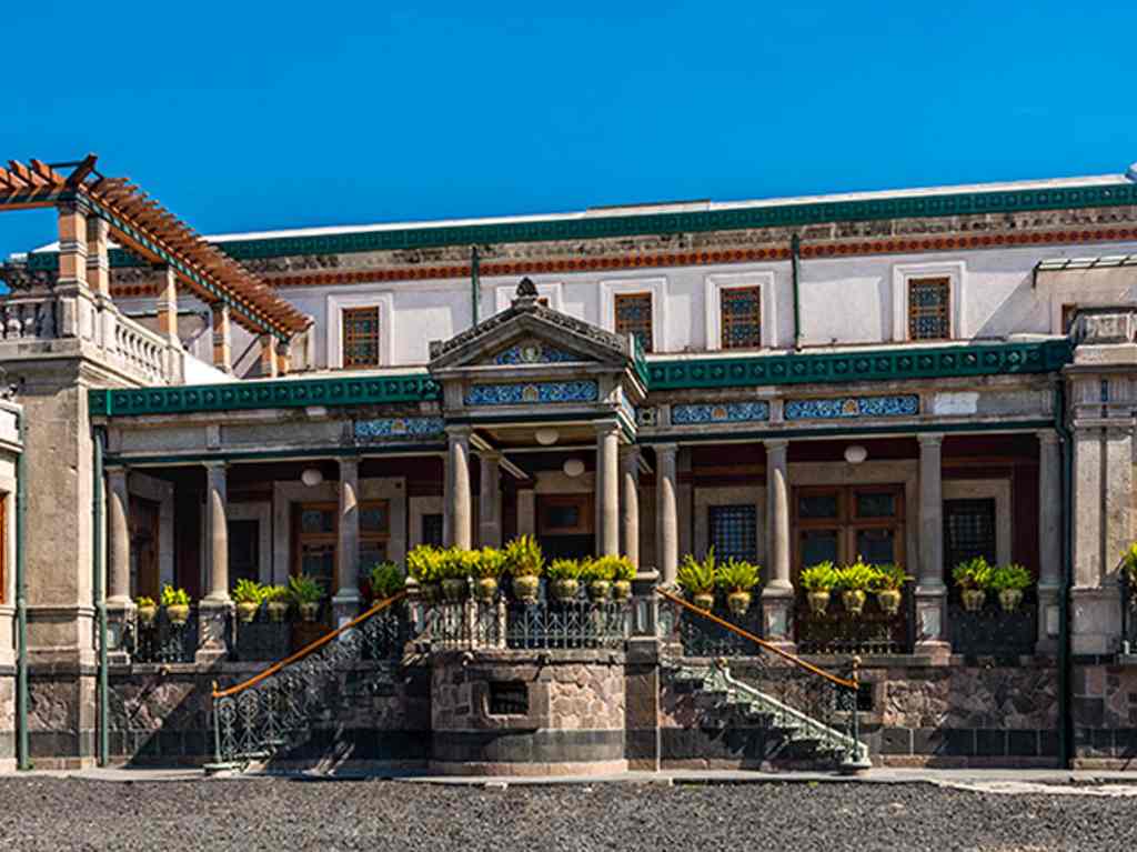 Tour por diez casas famosas que visitar en CDMX Casa Rivas Mercado