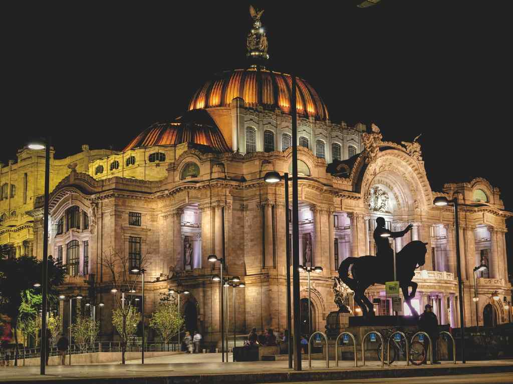 La belleza del Palacio Postal y otros espacios del Porfiriato Bellas Artes