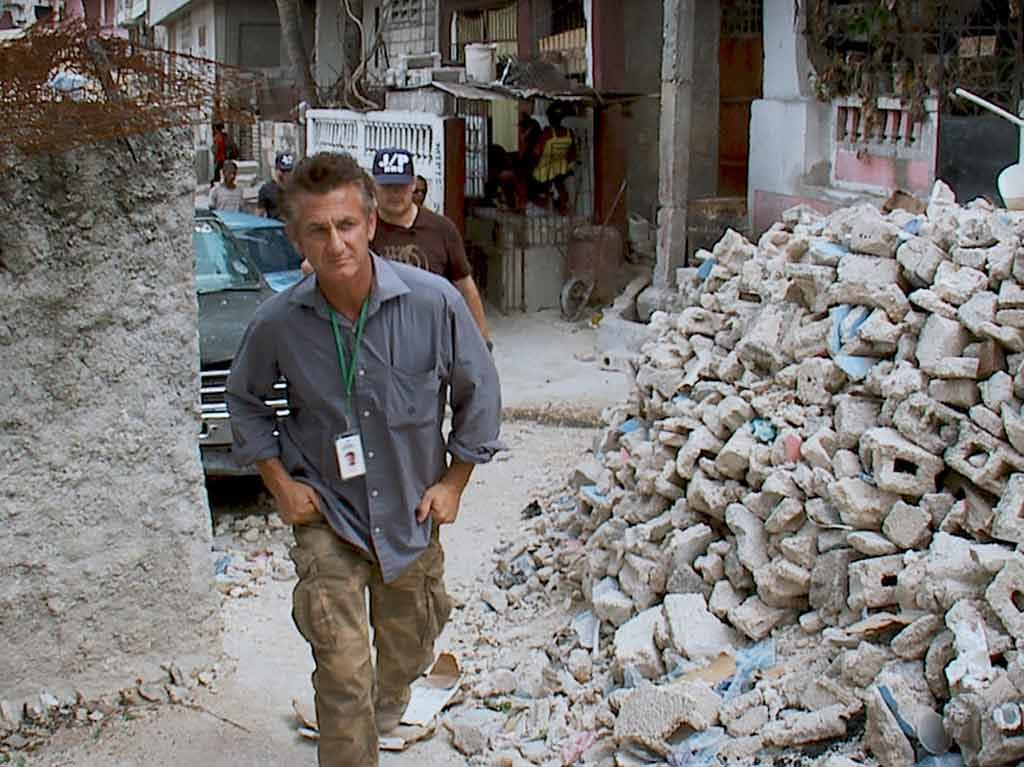 Sean Penn está en Ucrania para hacer un documental del conflicto bélico