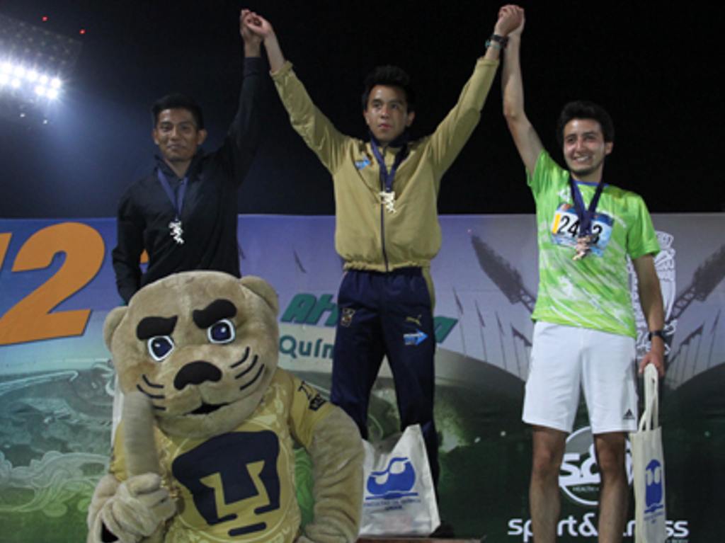 18va Carrera Nocturna en Ciudad Universitaria ¡Apúntate! Podio