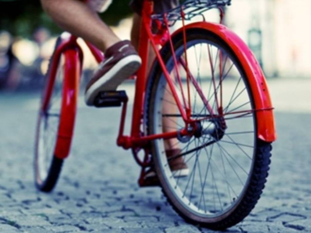 Conoce el aeropuerto de Santa Lucía en rodada dominical Bicicleta