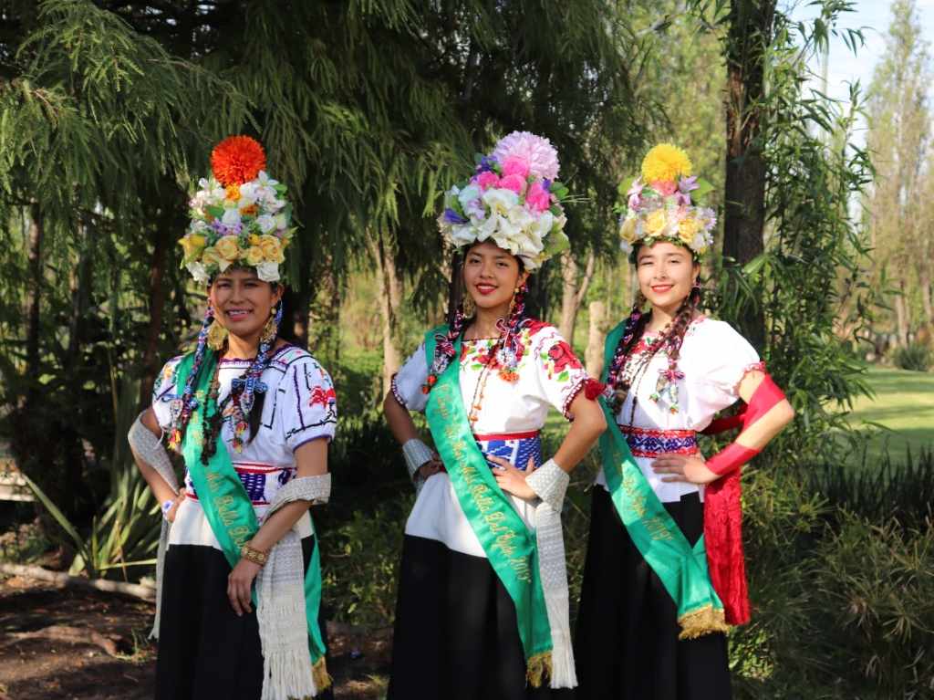 Carnaval de Xochimilco 2022 bailarinas