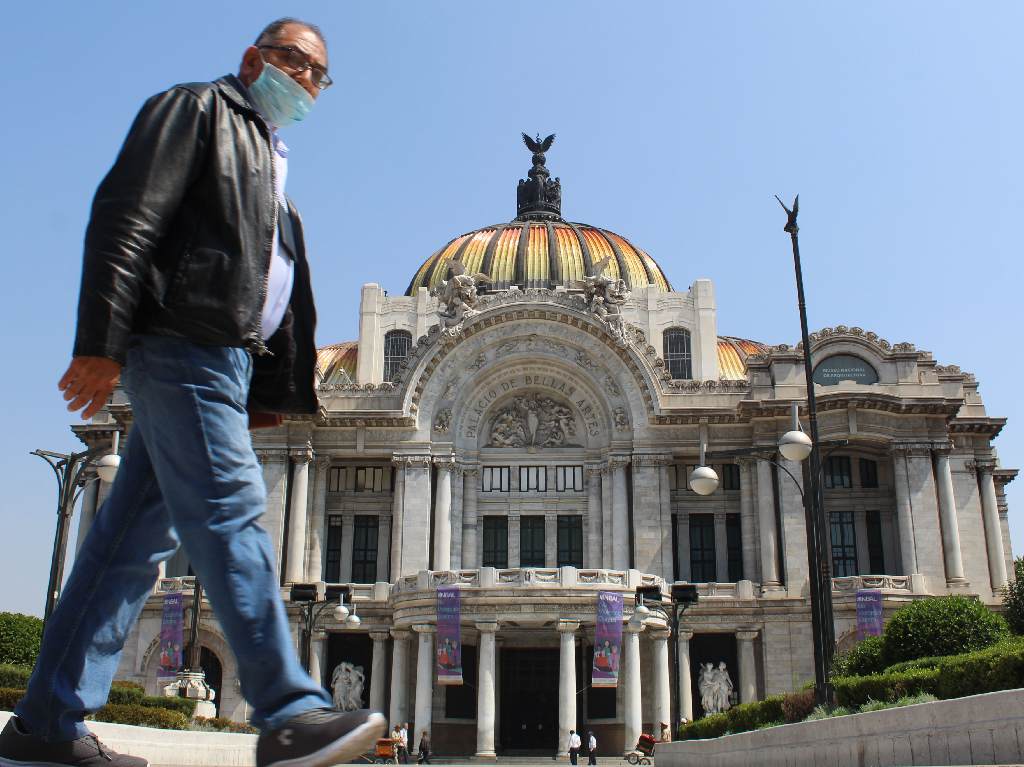 CDMX podría decirle adiós al uso del cubrebocas Palacio de Bellas Artes