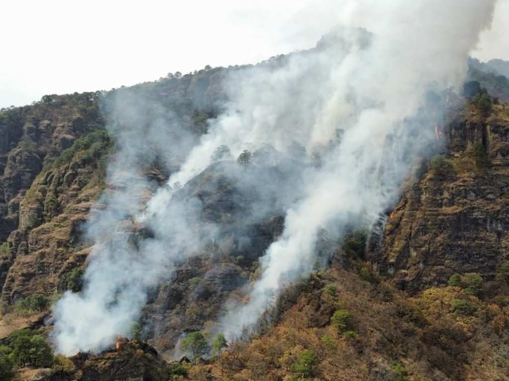 Cierran el Tepozteco al público en general tras incendio Portada