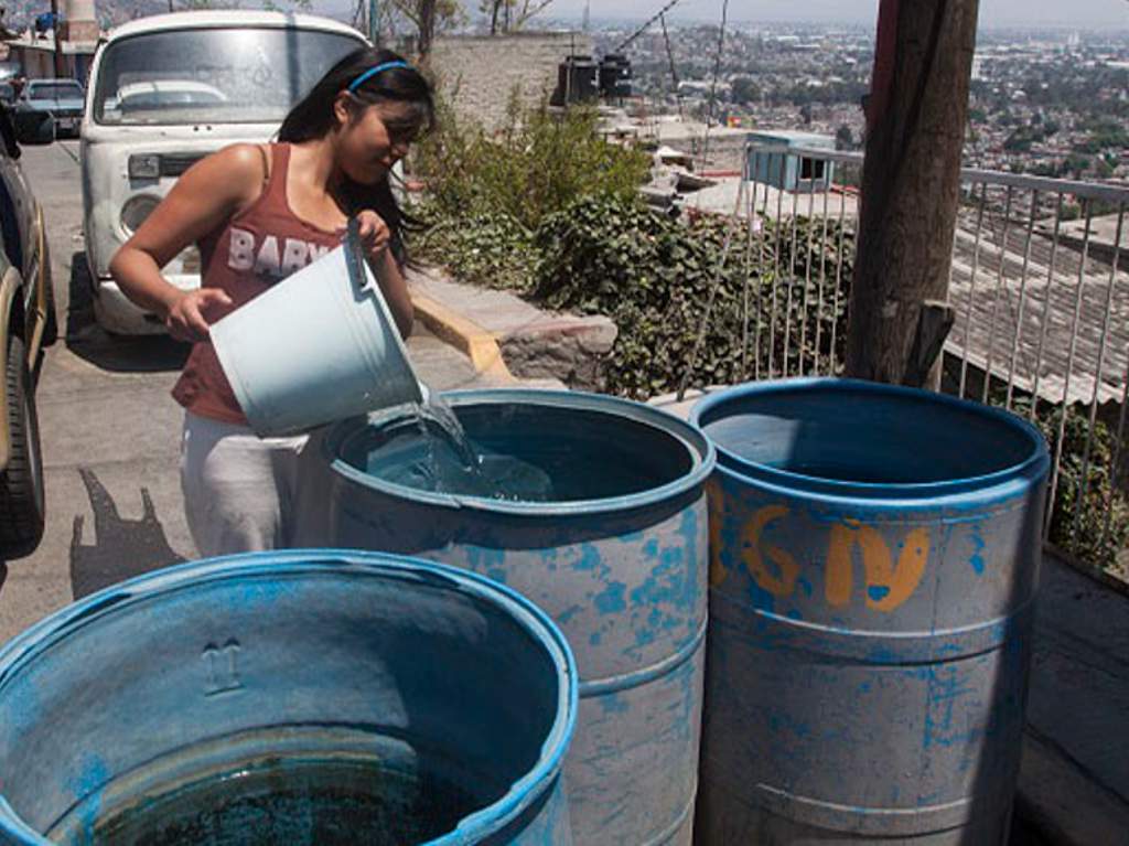 ¿Cómo y dónde pedir una pipa en CDMX? Por si la necesitas