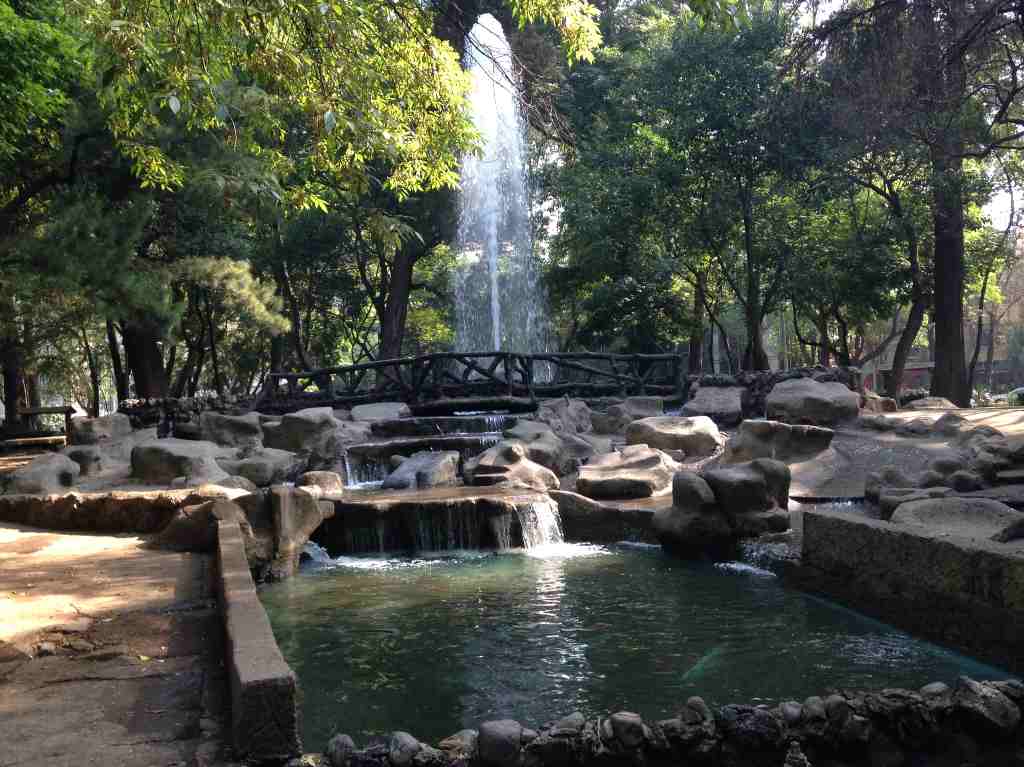 Experiencia Fruturista en el Parque México: una expo inmersiva