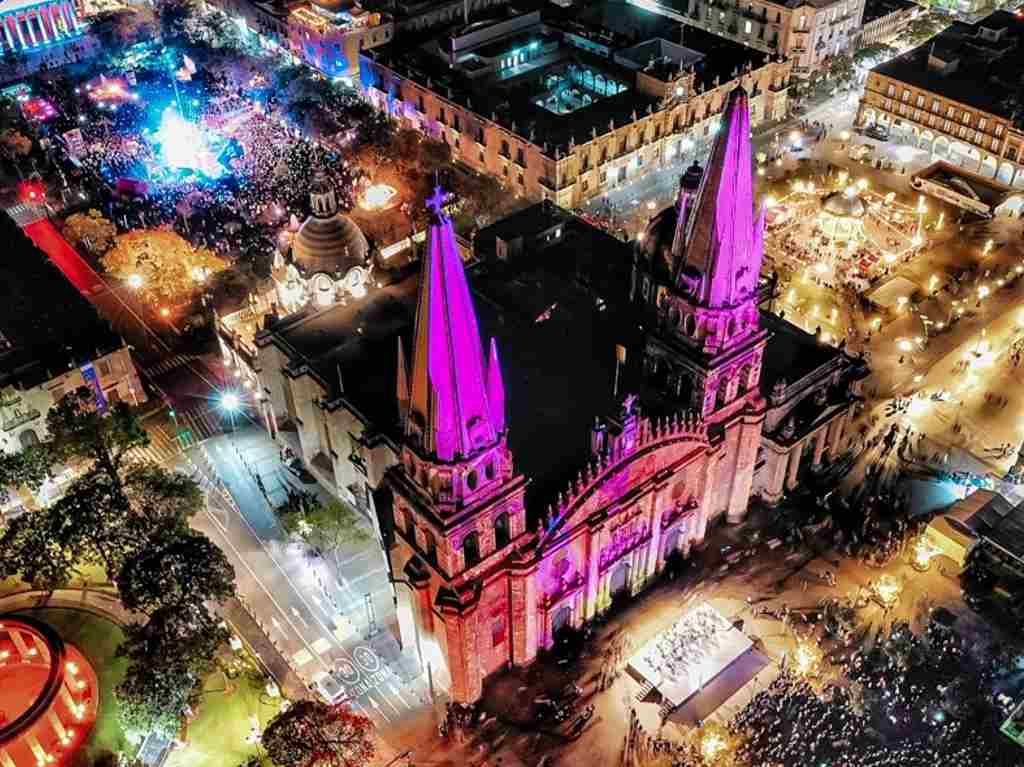 Festival de la Luz ilumina Guadalajara ¡Impresionante!