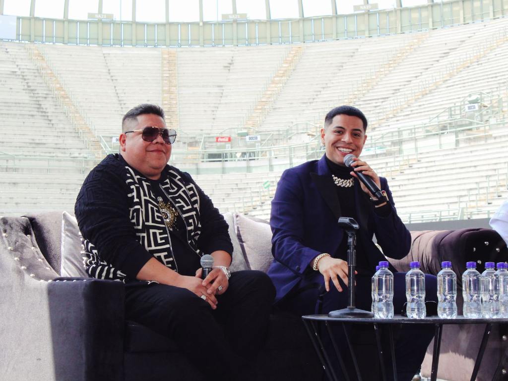 ¡Más de 2 horas! Esto durará el concierto de Grupo Firme en el Foro Sol