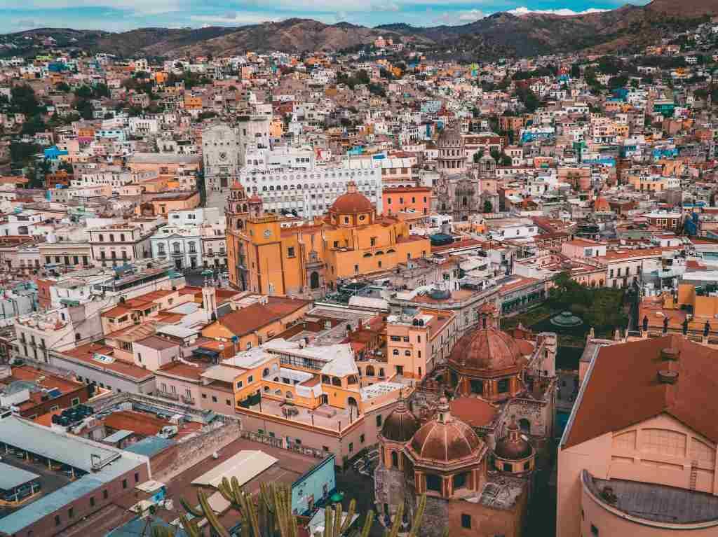 Cierran callejón del Beso en Guanajuato.