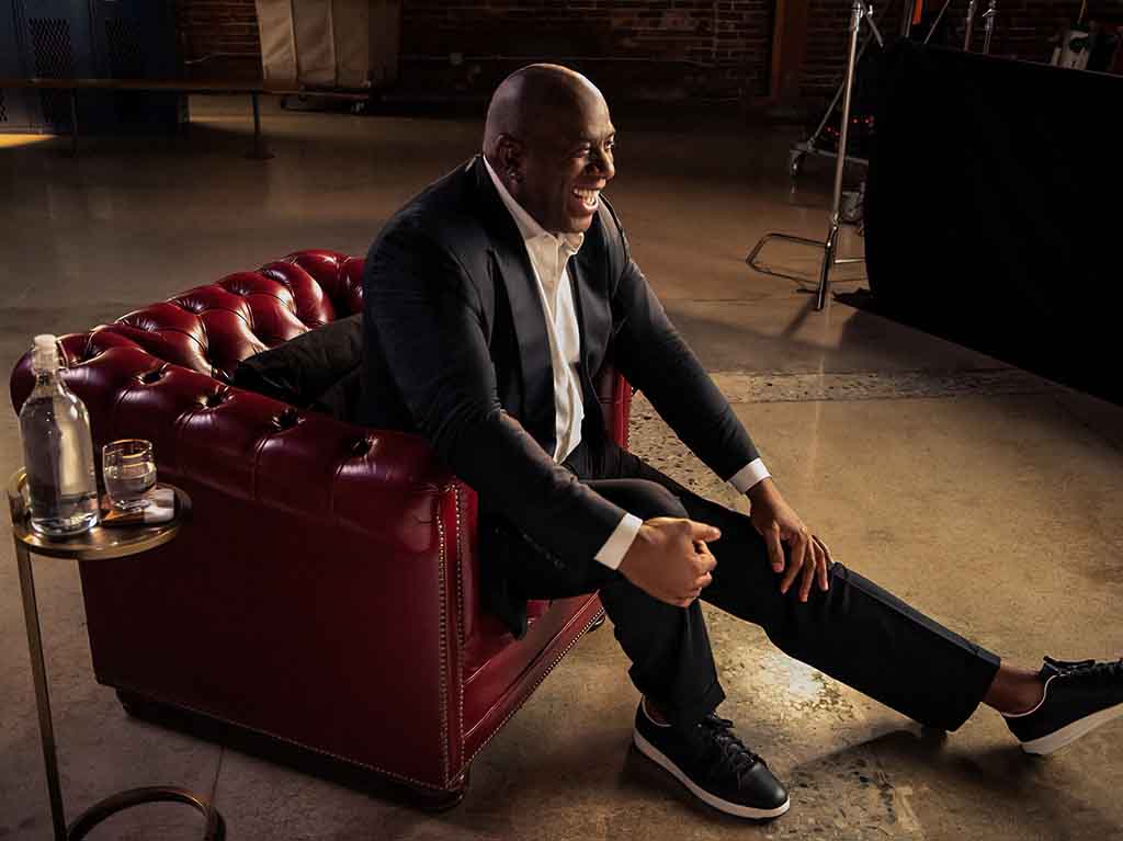 Apple TV+: estrenos de abril a junio. Magic Johnson, Slow Horses y Roar 3