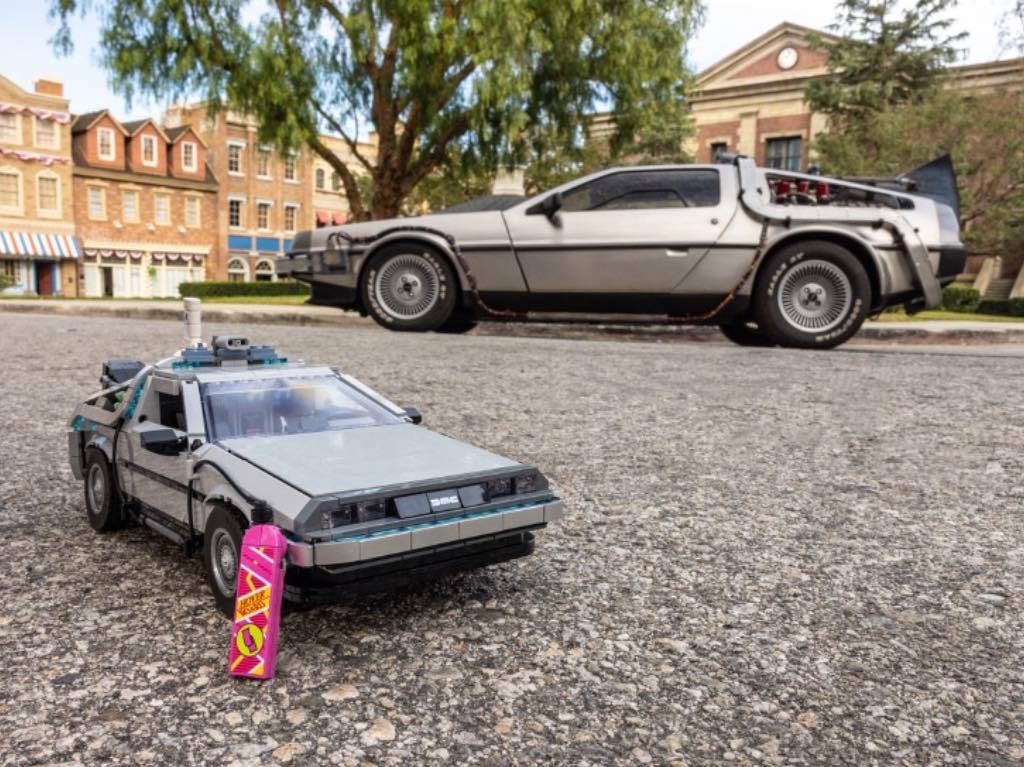 Tu propio DeLorean en casa con el nuevo set de LEGO de Volver al Futuro